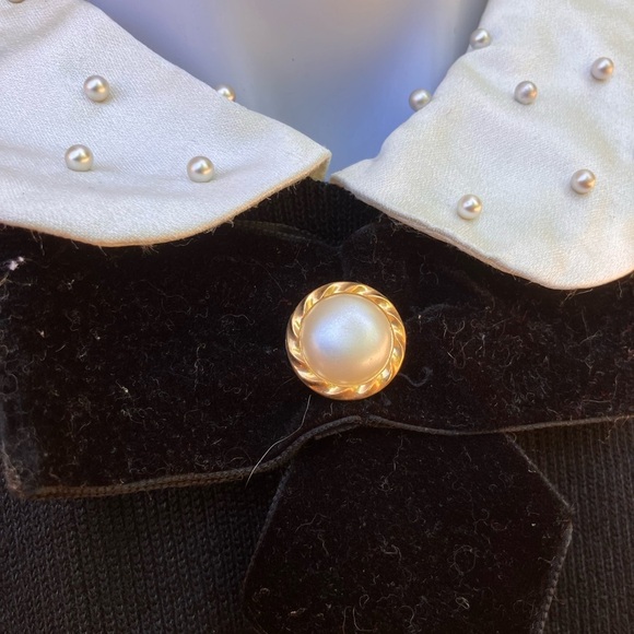 Leslie Fay Black ribbed knit Dress with White collar with pearl like beads 16 - Picture 4 of 13